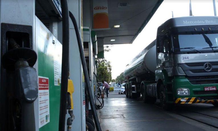 Petrobras reduz novamente preços da gasolina e do diesel em refinarias