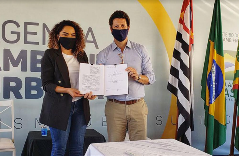 MMA firma termo de cooperação para tratar esgoto e resíduos em Bauru