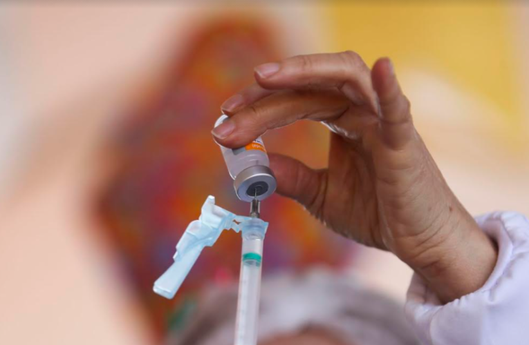 Em São Paulo, vacinas serão destinadas a pessoas de 47 a 49 anos