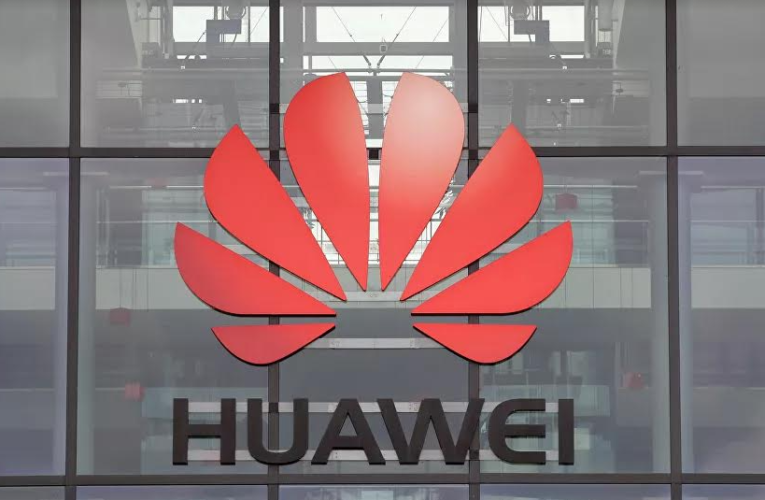Empresa dos EUA acusa Huawei de roubar dados e espiar Paquistão REUTERS / Matthew Childs