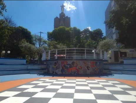 Barra do Pirai – RJ Anfiteatro da Praça Nilo Peçanha recebe intervenção artística