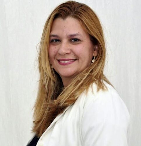 Entrevista  com  a Drª Maria Amélia Rocha 