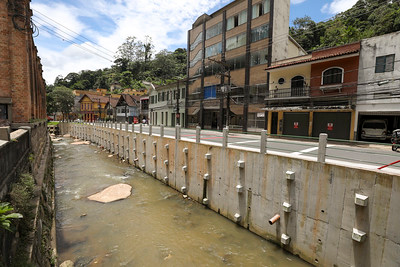 Governo do Rio avança na reconstrução da infraestrutura e economia de Petrópolis