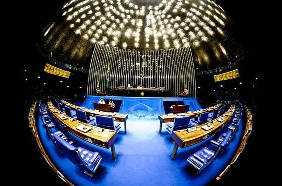Congresso aprova PEC que permite a brasileiros ter dupla nacionalidade